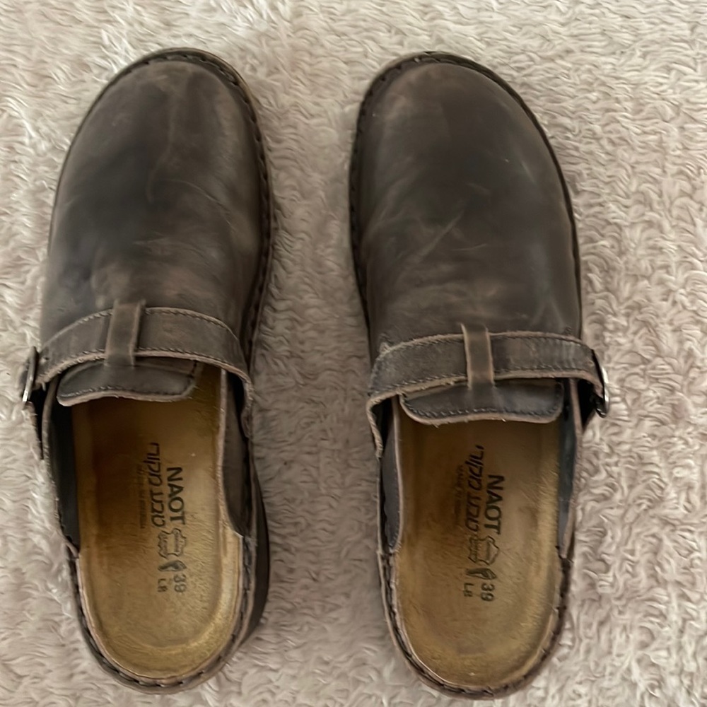 Women’s clogs